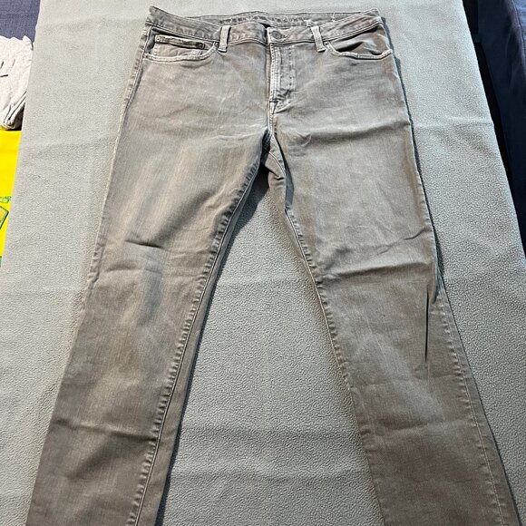 American Eagle Next Level Flex Slim Straight Grey Jean 34x32 - Picture 1 of 5